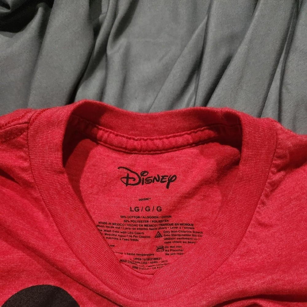Mickey mouse tshirt - Picture 3 of 3